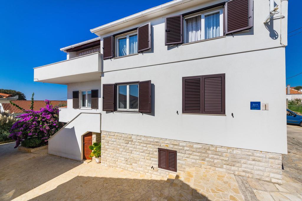 Apartments Nada Zadar Extérieur photo